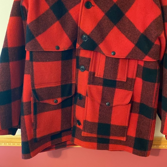 Filson Red/Black Plaid 100% Wool Jacket Size 46/Size L - Picture 3 of 10